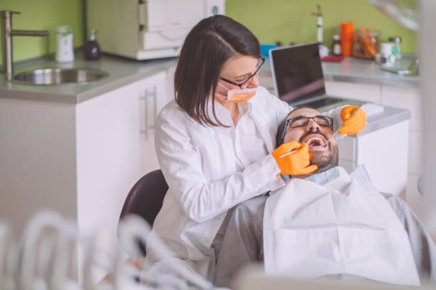 Best Emergency Treatment for Toothache in Country Squire Lakes, IN