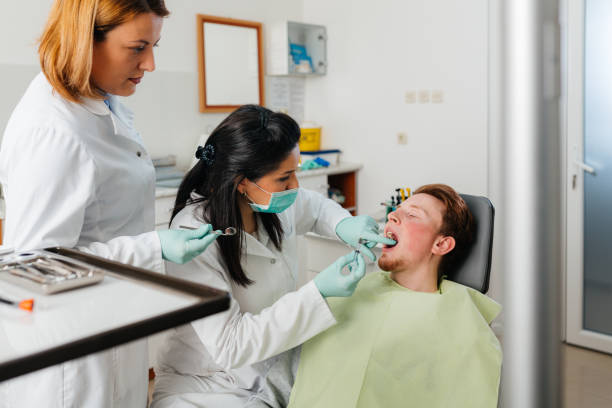 Best Emergency Dental Care for Trauma or Injury in Country Squire Lakes, IN